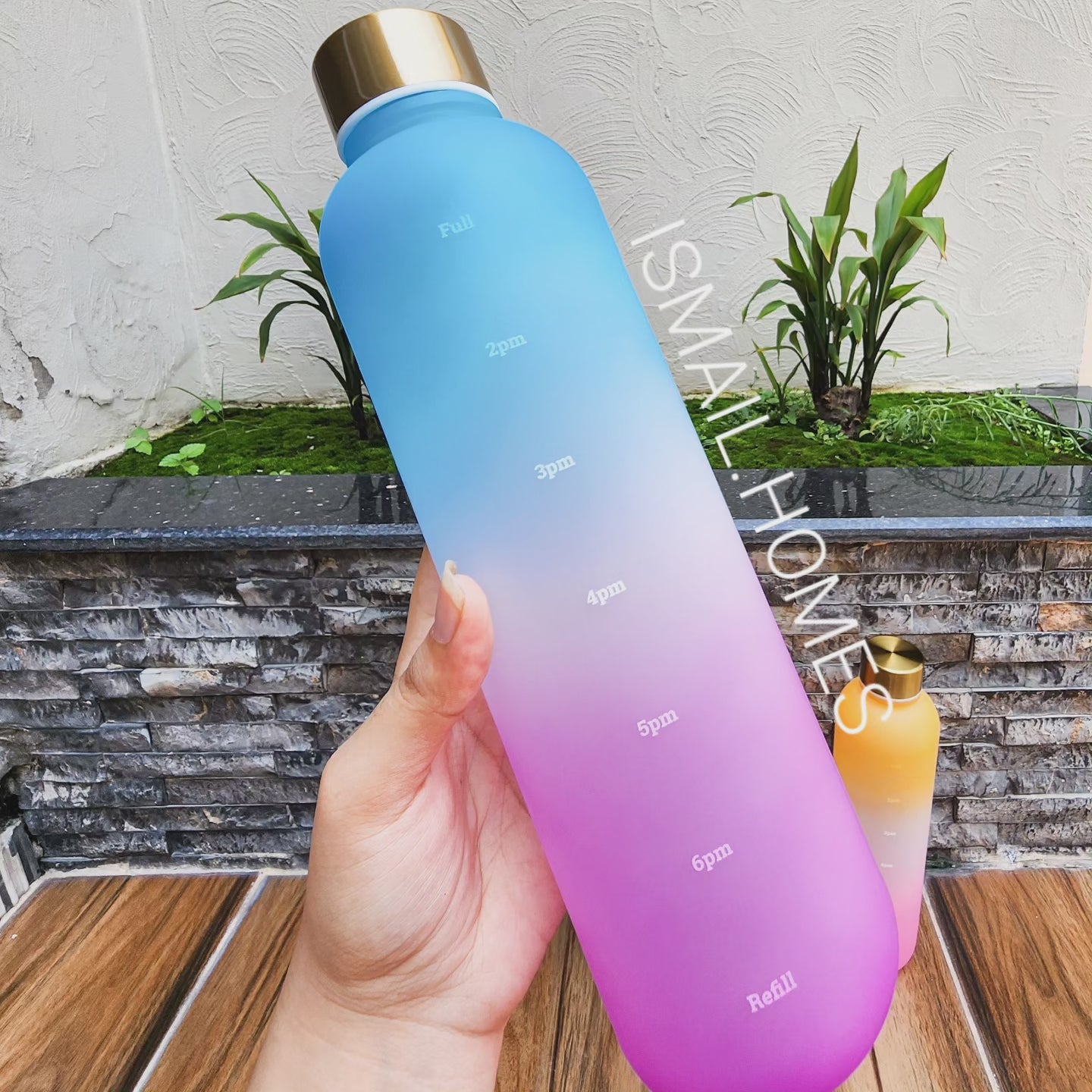 1000ML Gradient Bottle With Gold Cap