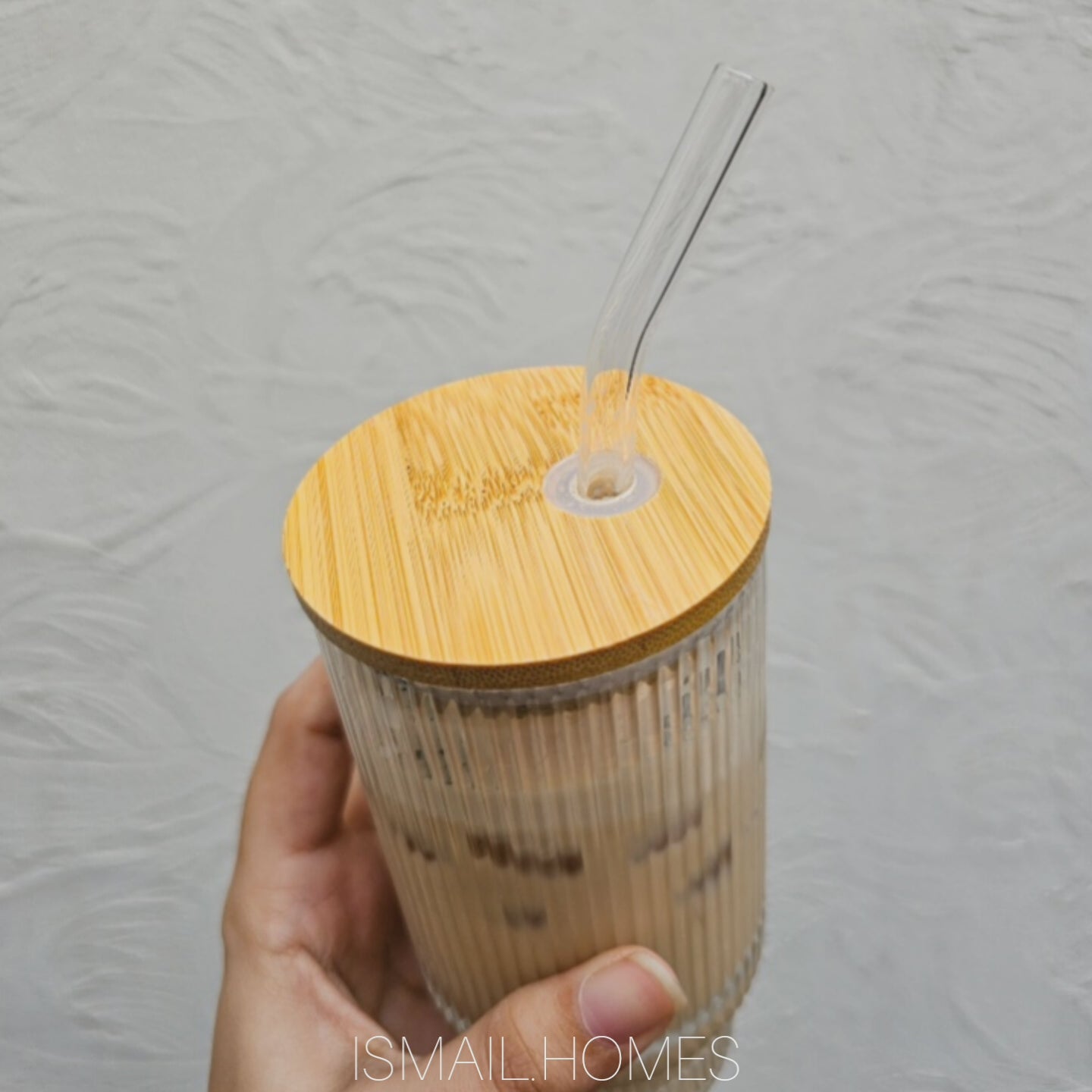 Ribbed Glass with Bamboo Lid and Glass Straw