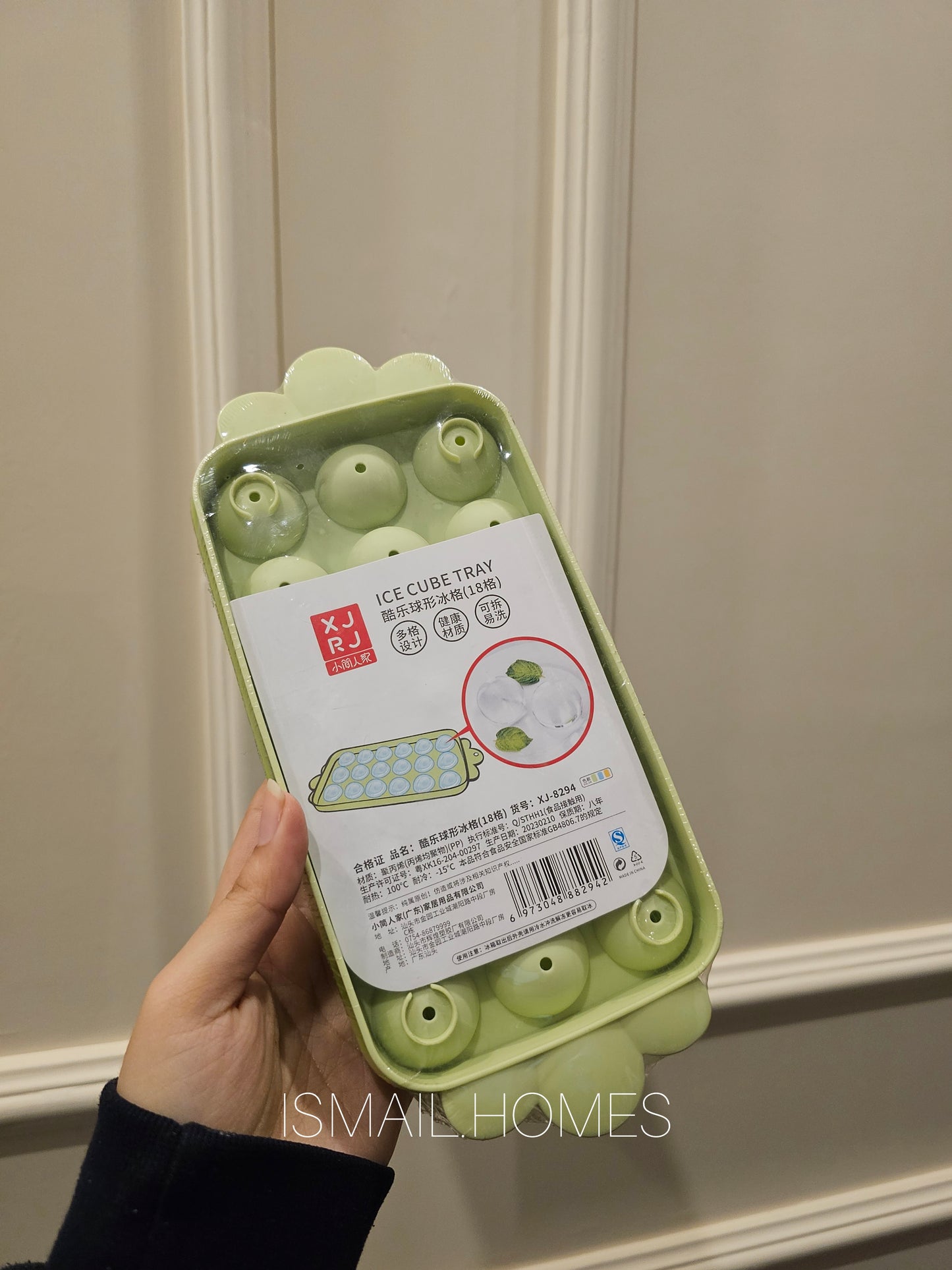 18 Grid Spherical Ice Cube Tray