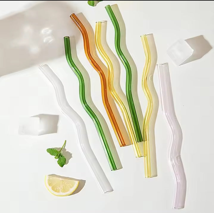 Wavy Glass Straws (Set of 4)