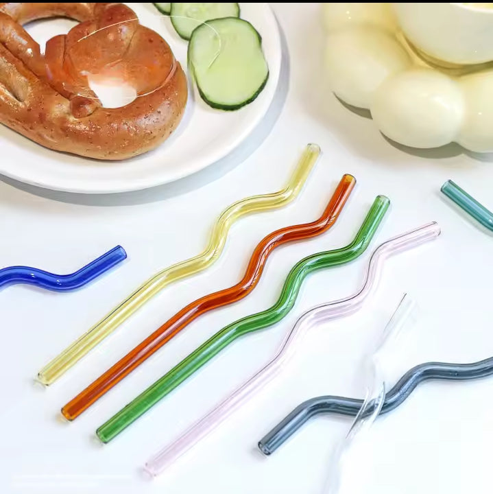 Wavy Glass Straws (Set of 4)