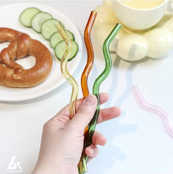 Wavy Glass Straws (Set of 4)