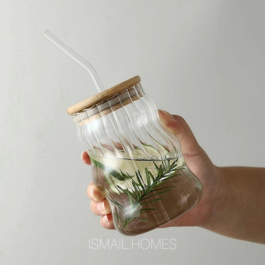 530ML Ripple Shaped Vintage Borosilicate Glass with Wooden Lid and Glass Straw (Floret)