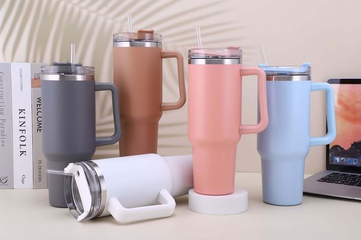 900ML Steel Tumbler with Handle and Straw