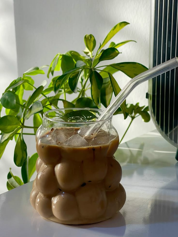 Cloud burst coffee glass