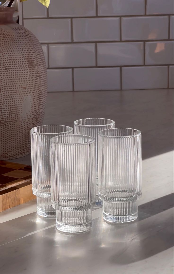 Ribbed glass2